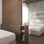 Rialto Prestige Canal View
